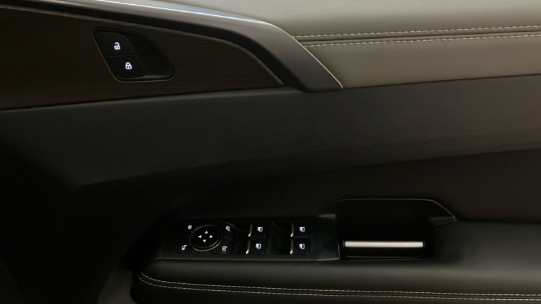 Volkswagen Amarok Diesel D/Cab Pick Up Style 2.0 TDI 205 4MOTION Auto